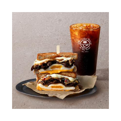 커피빈 그릴드 비프치즈 샌드위치 + 아메리카노 (S)
